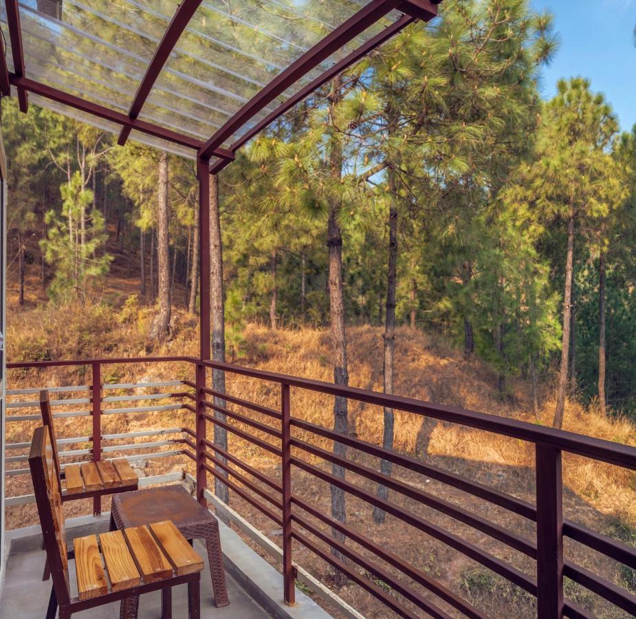 The Hillcrest Paradise Касаули Экстерьер фото