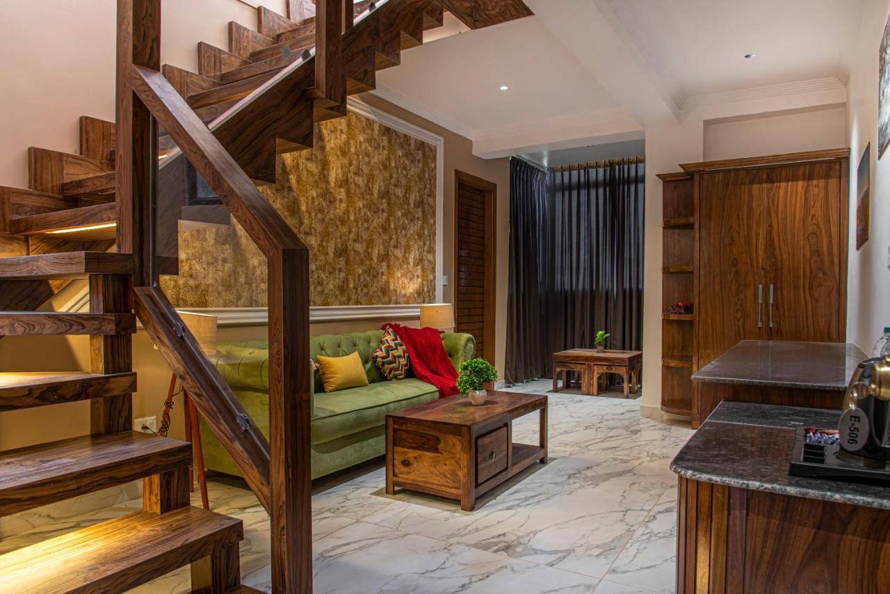 The Hillcrest Paradise Касаули Экстерьер фото