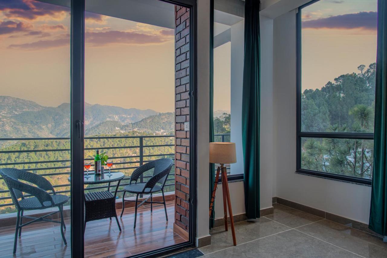 The Hillcrest Paradise Касаули Экстерьер фото