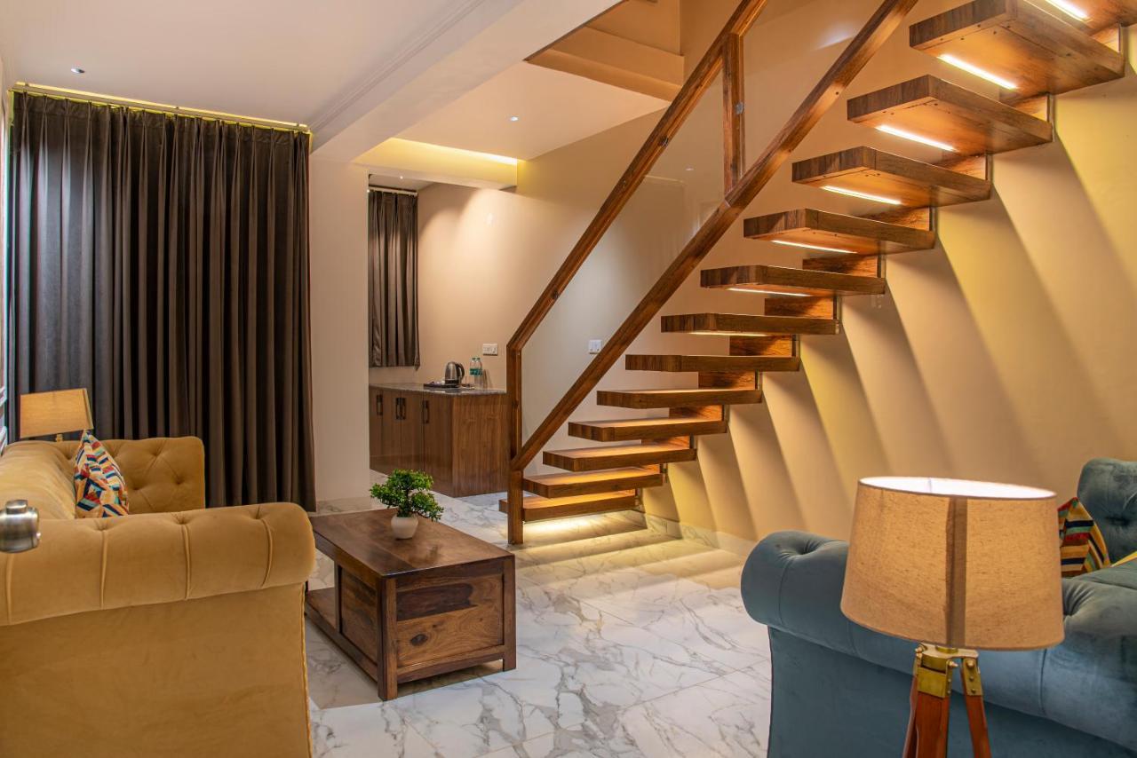 The Hillcrest Paradise Касаули Экстерьер фото