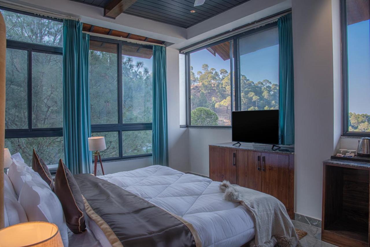 The Hillcrest Paradise Касаули Экстерьер фото